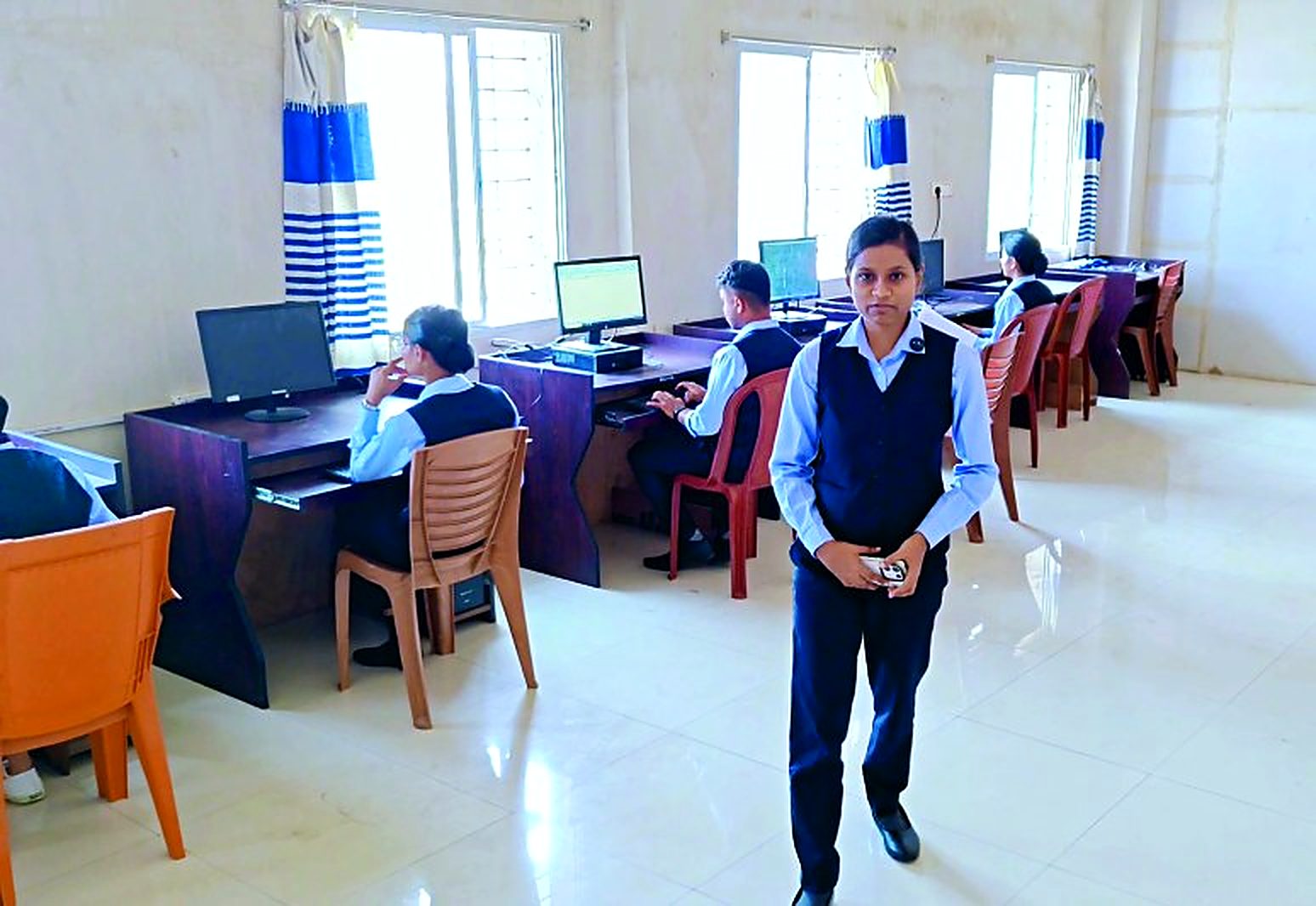 Samford International Academy Jaina More Bokaro — smart classrooms and computer lab